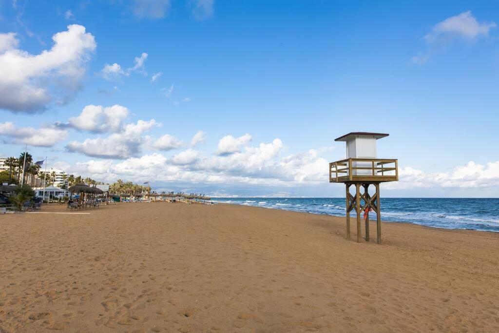 Enjoy La Carihuela Beach At 4 Min.Terrace & Pool. Torremolinos Extérieur photo